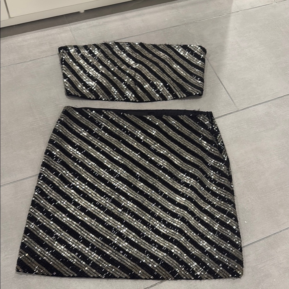 Retrofete Elegant Black and Silver Striped Skirt